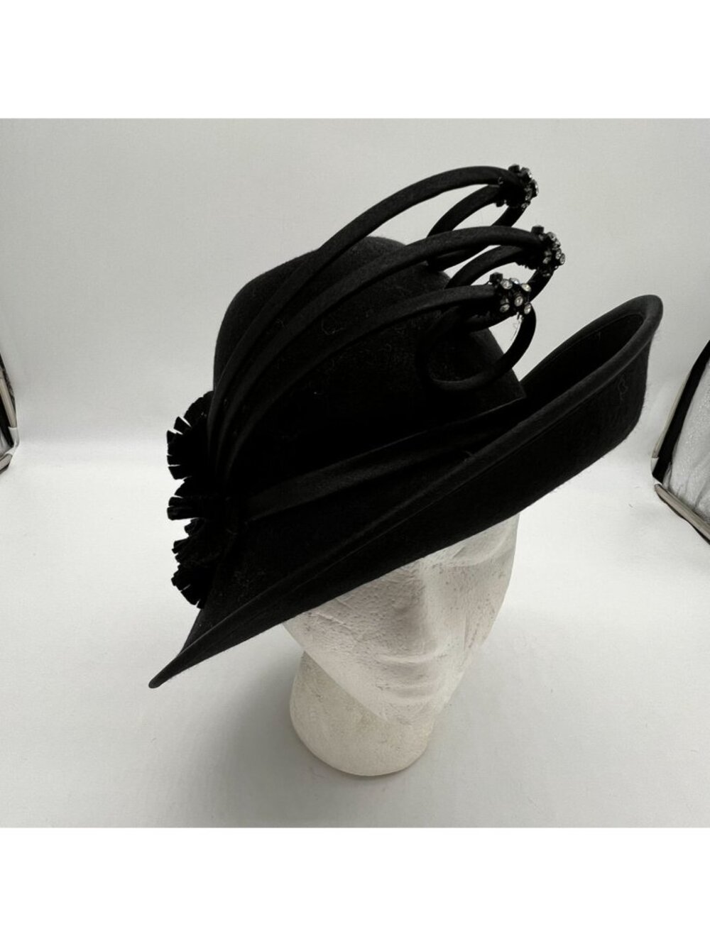 June's Young Womens 100% Wool Decorative Fascinator Hat Black Floral Rhinestone - Picture 5 of 10